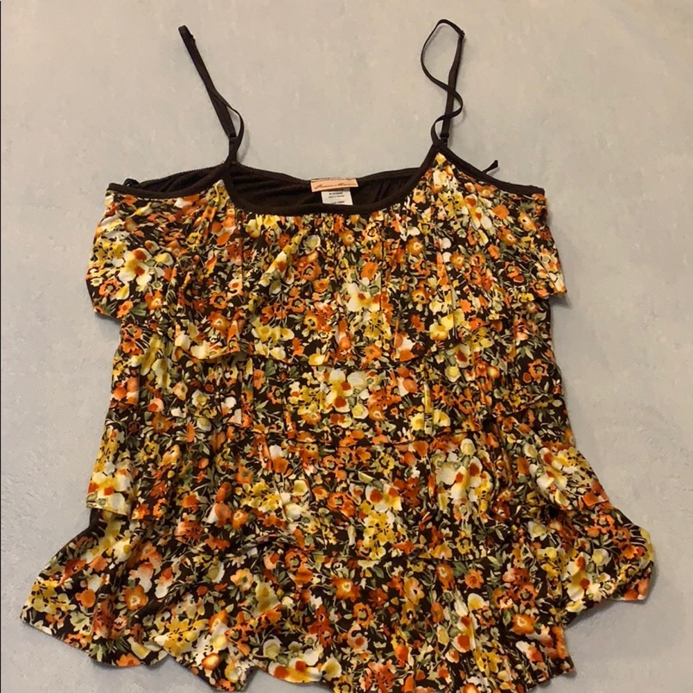 Thin strap with Ruffles top